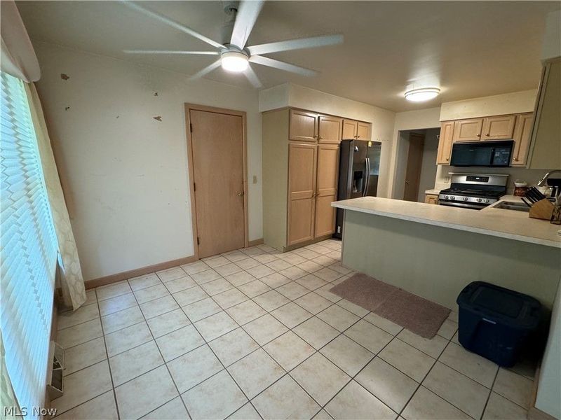 1717 Stillwagon Road, Niles, OH 44446 Photo 12