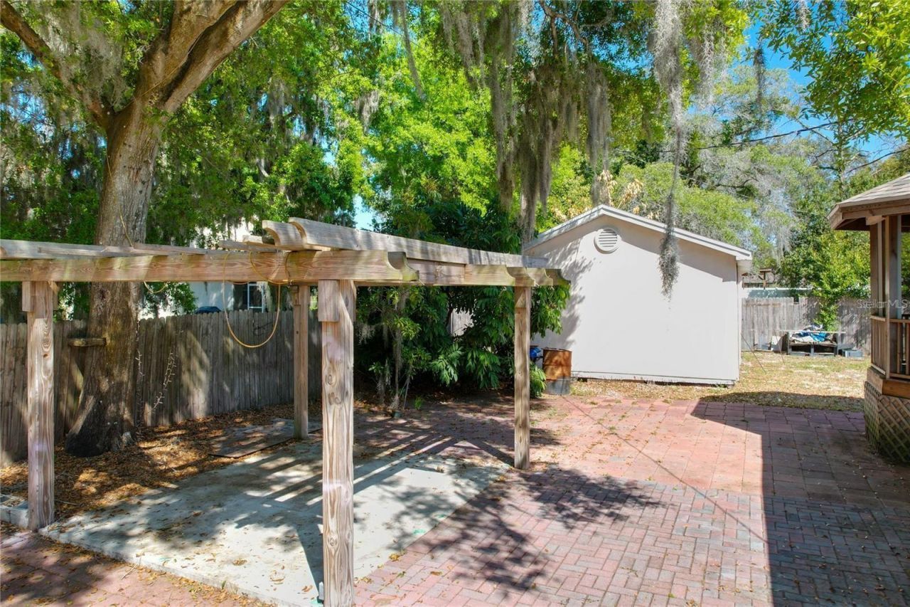 25 E Chesley Avenue, Eustis, FL 32726 Photo
