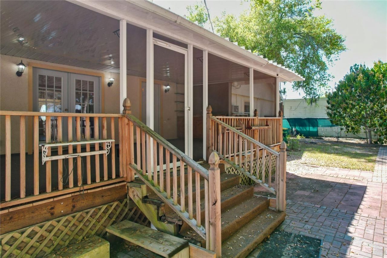 25 E Chesley Avenue, Eustis, FL 32726 Photo