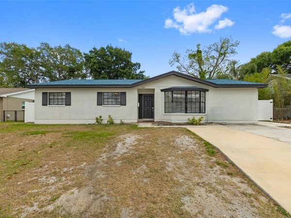2310 W KNOLLWOOD PLACE , TAMPA, FL 33604
