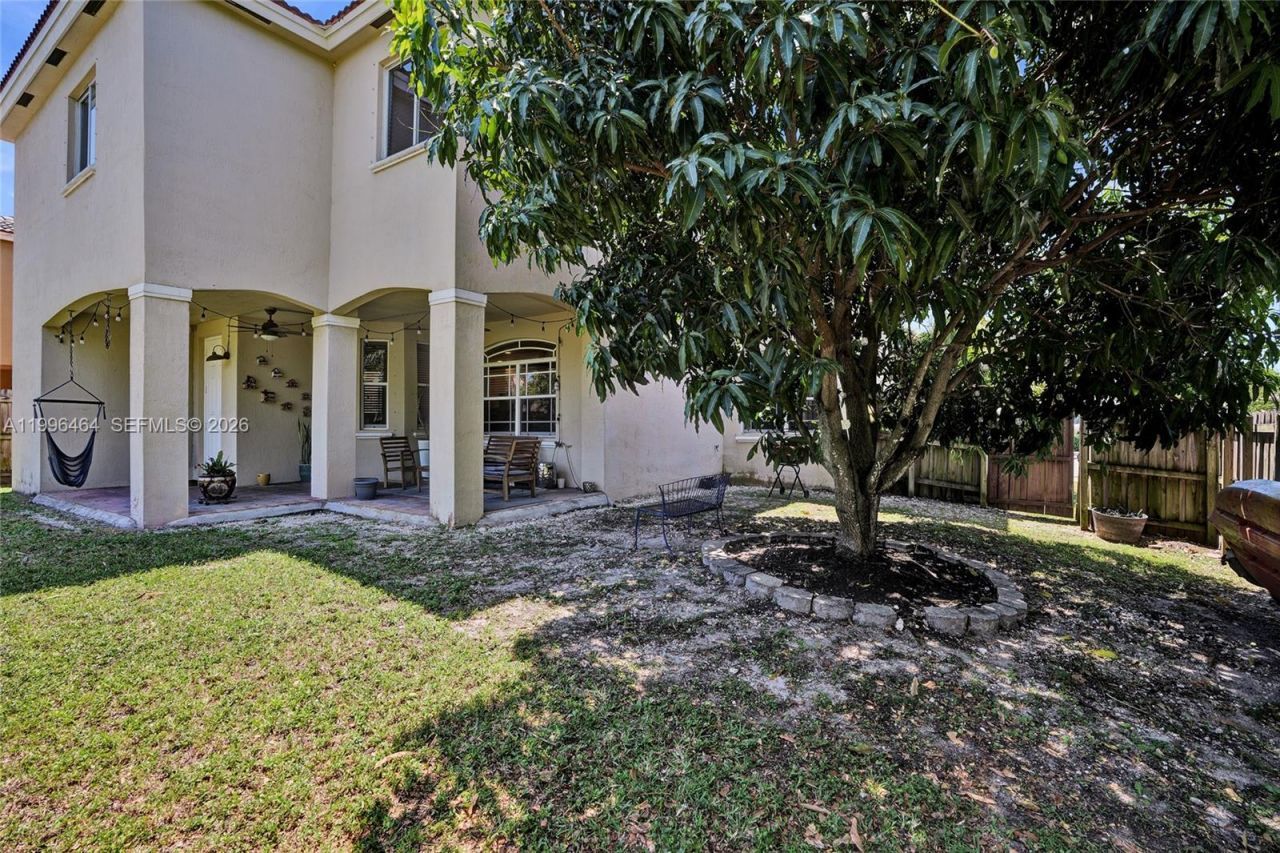 8987 SW 208th St , Cutler Bay, FL 33189 Photo