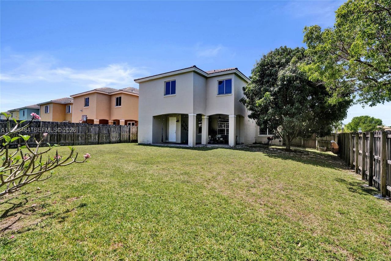 8987 SW 208th St , Cutler Bay, FL 33189 Photo