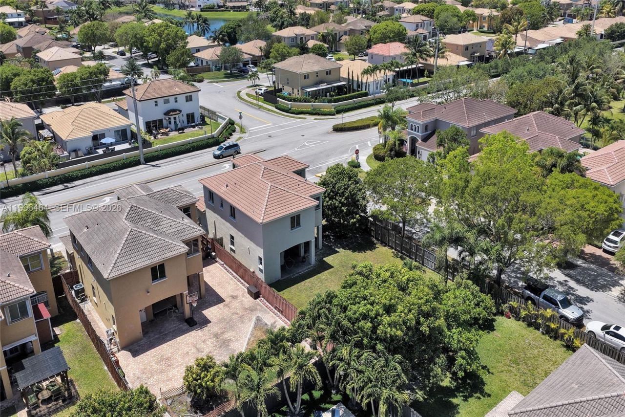 8987 SW 208th St , Cutler Bay, FL 33189 Photo