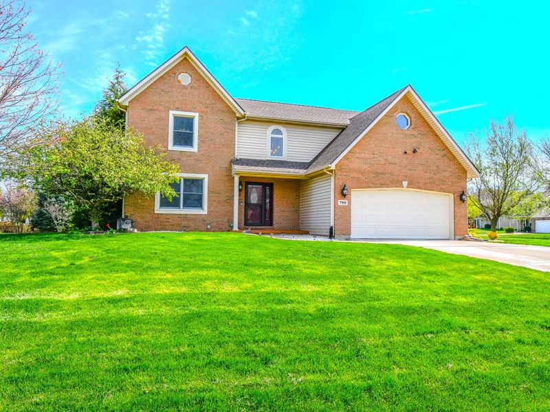 790 Chaucer Lane, Tipp City, OH 45371 Photo 1