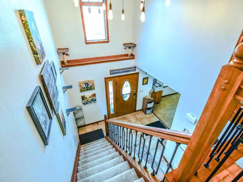 790 Chaucer Lane, Tipp City, OH 45371 Photo 12