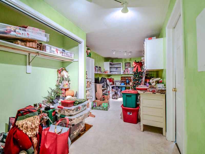 790 Chaucer Lane, Tipp City, OH 45371 Photo 32