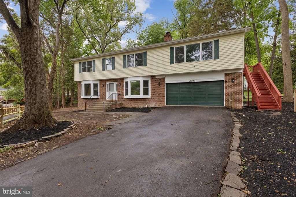 16202 EDGEWOOD DRIVE, DUMFRIES, VA 22025