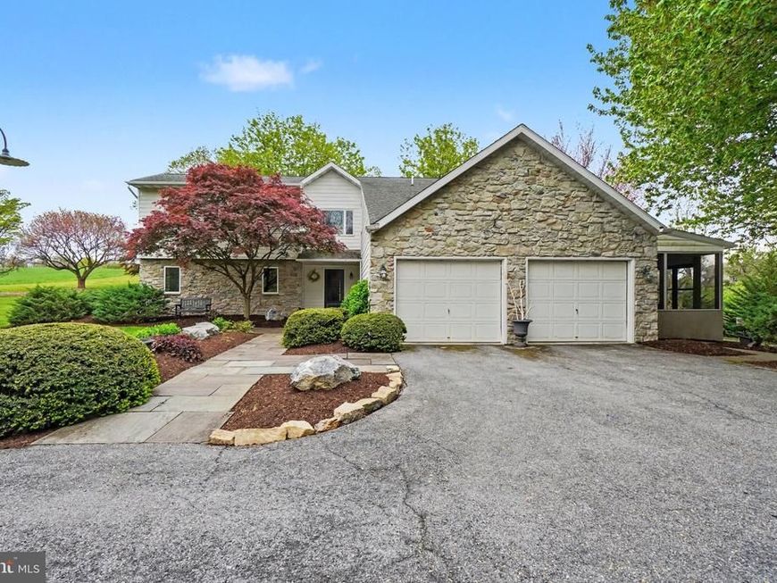 212 Sheep Hill Road, Schaefferstown, PA 17088 Main Photo