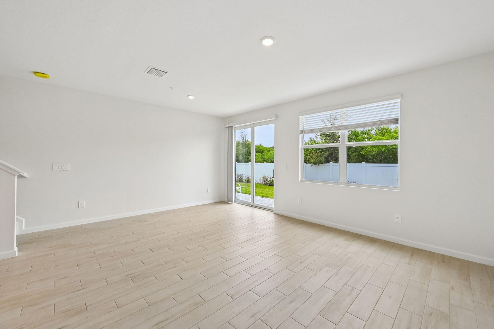 612 Salisbury Circle, Fort Pierce, FL 34982 Photo