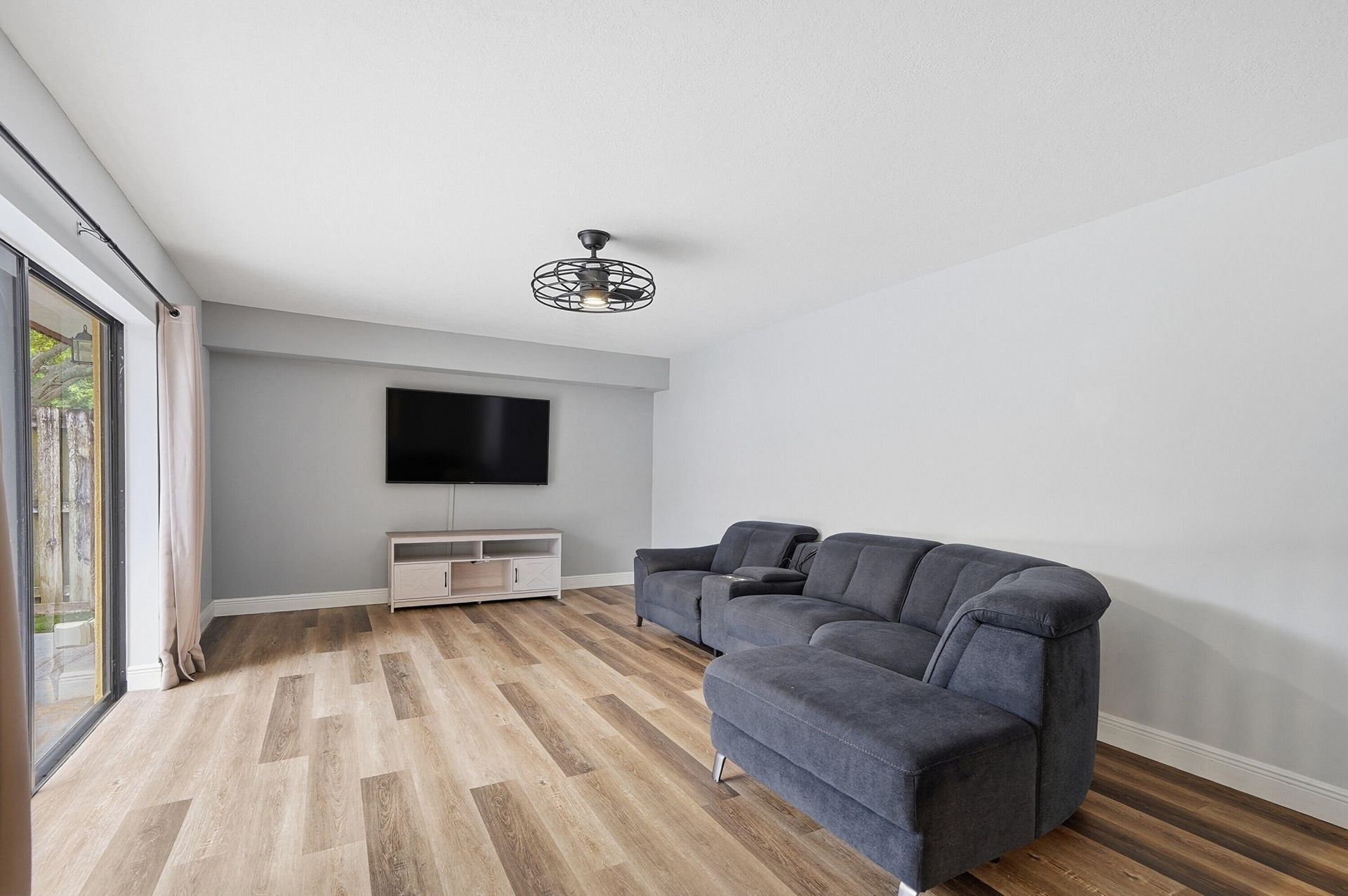 9972 NW 6th Court, Plantation, FL 33324 Photo