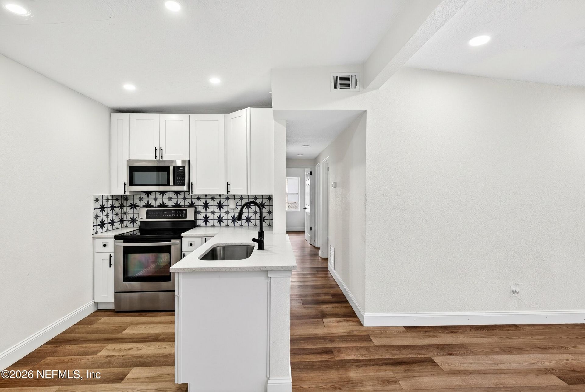 5671 Verbena Road, Jacksonville, FL 32209 Photo