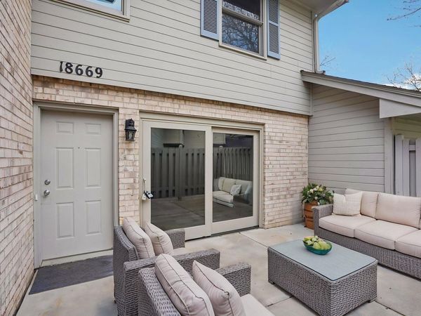 18669 Clear View Court, Minnetonka, MN 55345