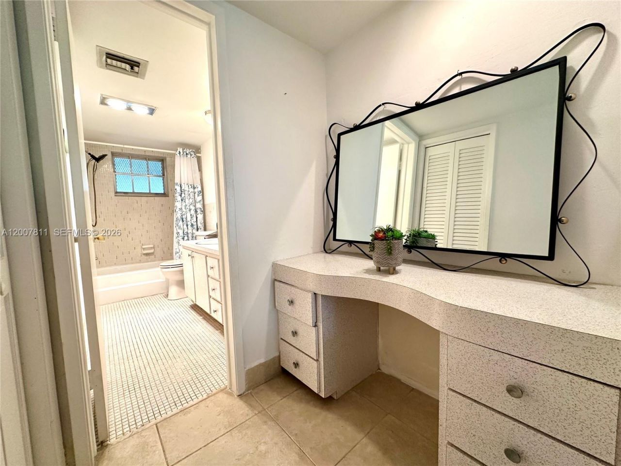 1001 Hillcrest Ct , Unit 306, Hollywood, FL 33021 Photo