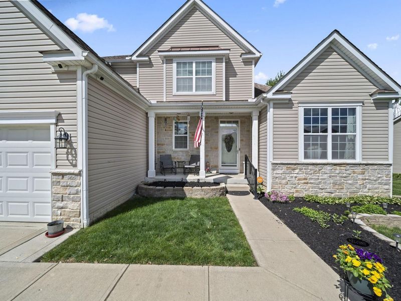 502 Rolling Acre Drive, Lithopolis, OH 43136 Photo 2