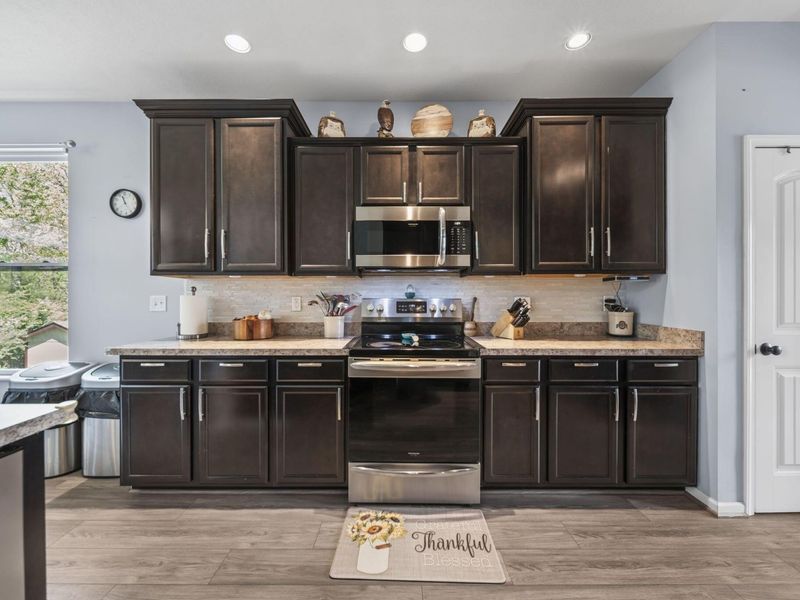 502 Rolling Acre Drive, Lithopolis, OH 43136 Photo 8