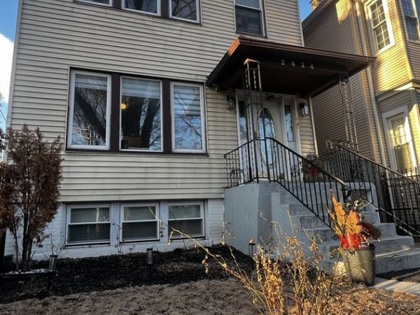 2424 W Charleston Street , Unit G, Chicago, IL 60647