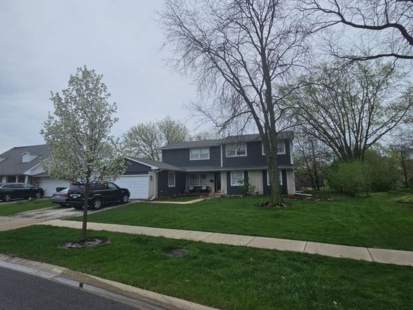 128 Essex Road , Elk Grove Village, IL 60007