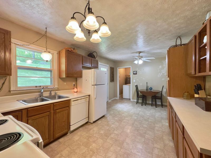 10287 State Route 664 N, Logan, OH 43138 Photo 5