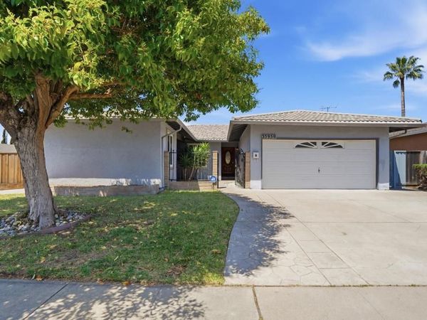 35950 Wellington Pl, Fremont, CA 94536