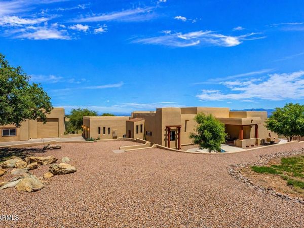 6055 E Indigo Sky, Hereford, AZ 85615