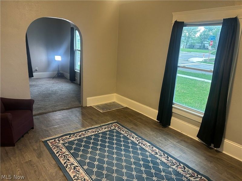 679 Wooster Road W, Barberton, OH 44203 Photo 12