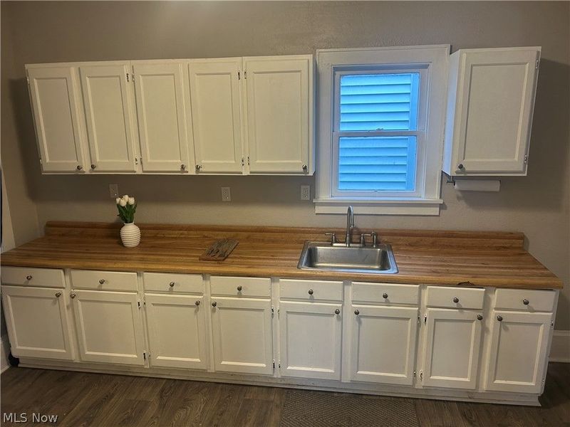 679 Wooster Road W, Barberton, OH 44203 Photo 5