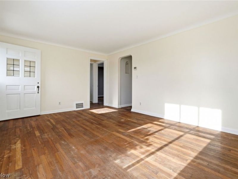 6210 Crossview Road, Seven Hills, OH 44131 Photo 11