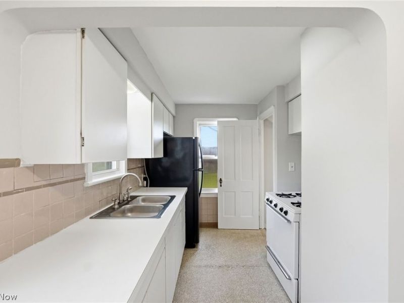 6210 Crossview Road, Seven Hills, OH 44131 Photo 15