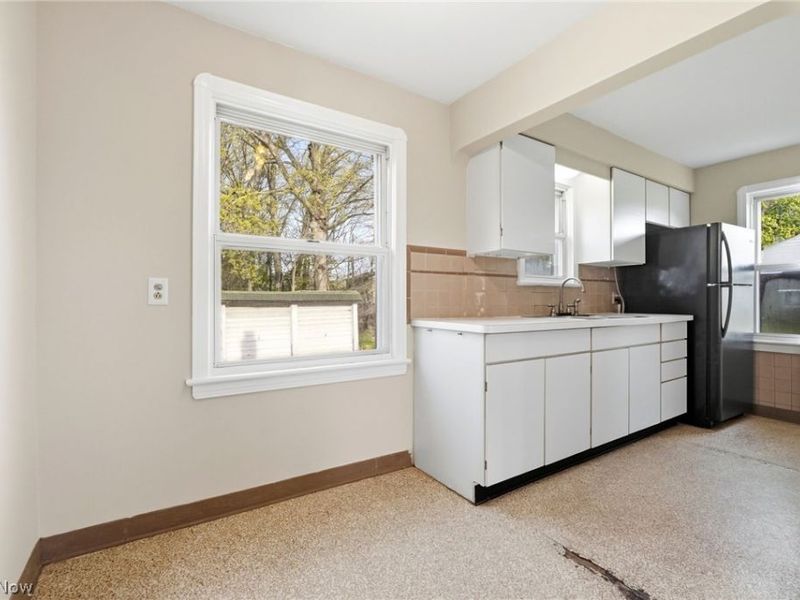 6210 Crossview Road, Seven Hills, OH 44131 Photo 16