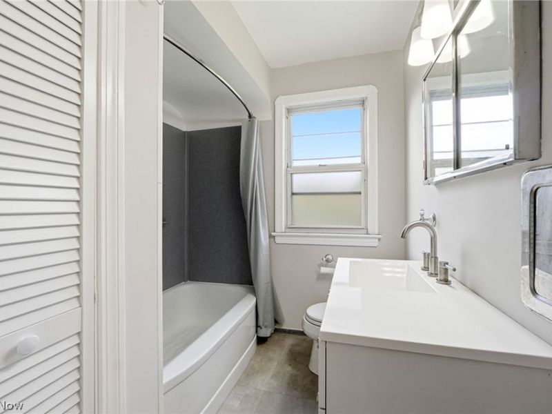 6210 Crossview Road, Seven Hills, OH 44131 Photo 28