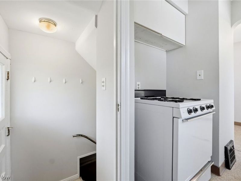 6210 Crossview Road, Seven Hills, OH 44131 Photo 33