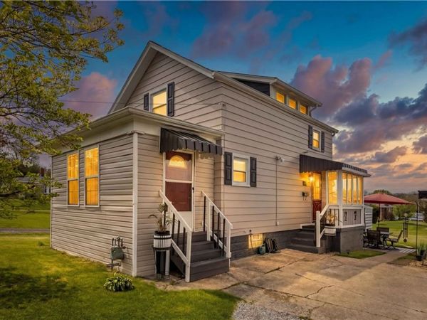 210 First Ave, Belle Vernon, PA 15102