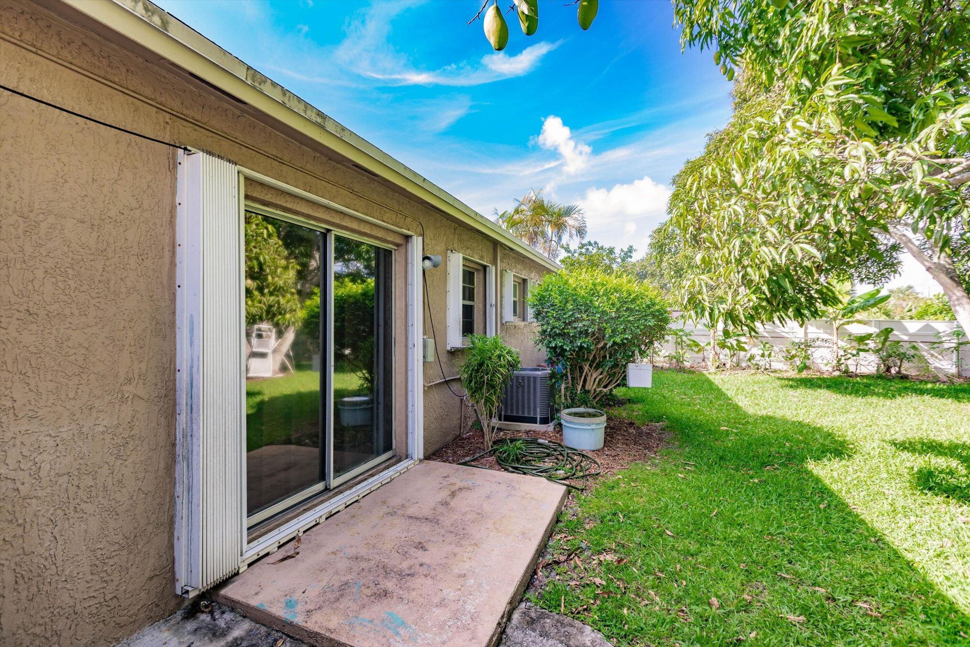 4241 NE 1st Terrace, Pompano Beach, FL 33064 Photo