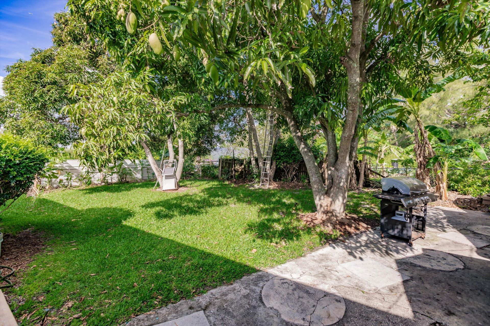 4241 NE 1st Terrace, Pompano Beach, FL 33064 Photo
