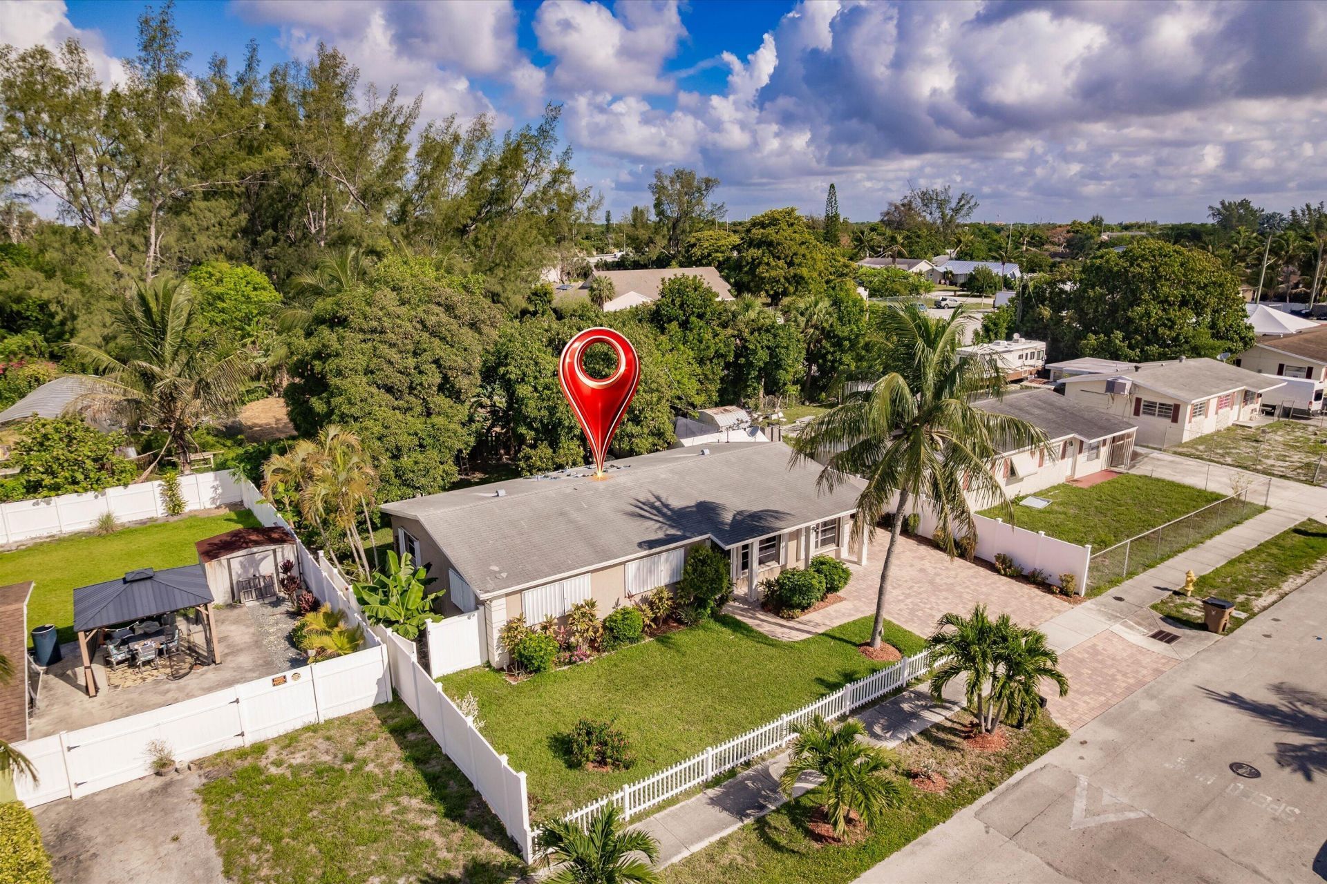 4241 NE 1st Terrace, Pompano Beach, FL 33064 Photo