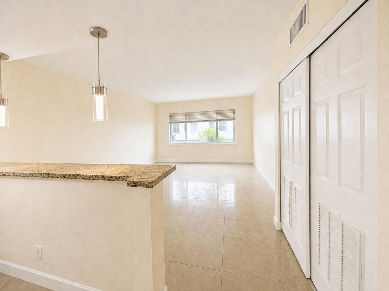 251 SE 6th Avenue, Unit 4, Pompano Beach, FL 33060 Photo