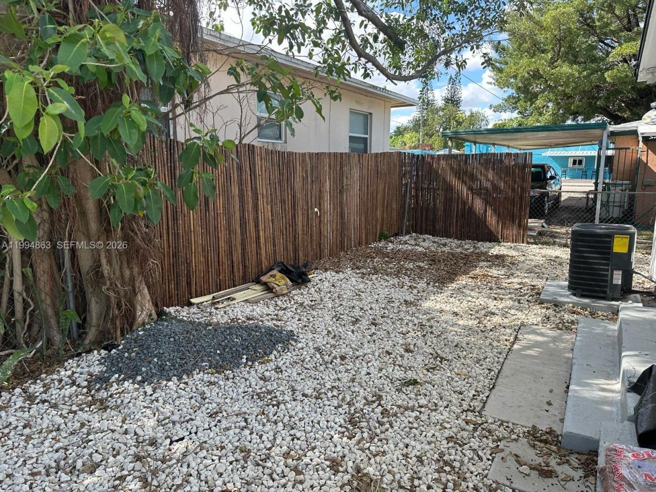 7460 NW 17th Ave , Miami, FL 33147 Photo