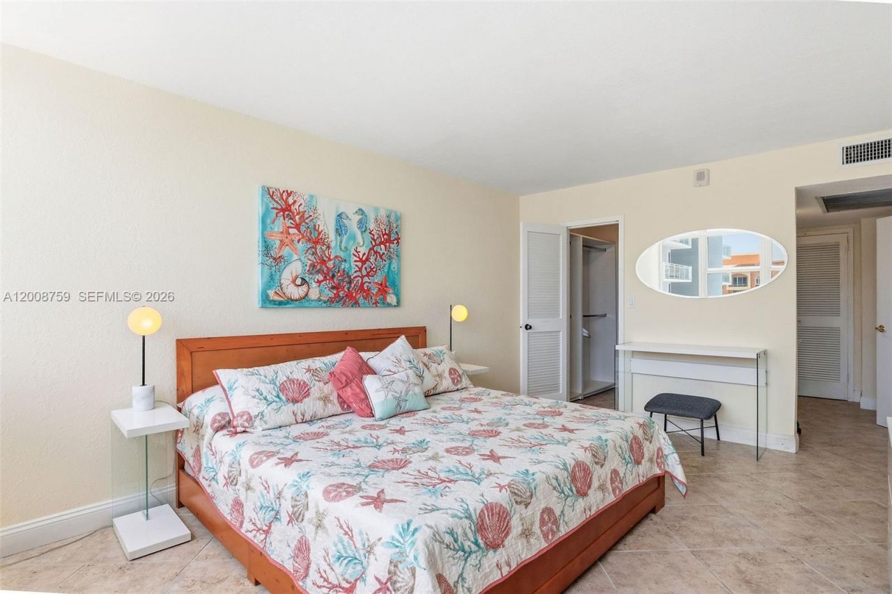 2030 S Ocean Dr , Unit 1820, Hallandale Beach, FL 33009 Photo