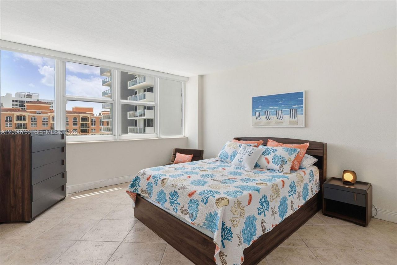 2030 S Ocean Dr , Unit 1820, Hallandale Beach, FL 33009 Photo