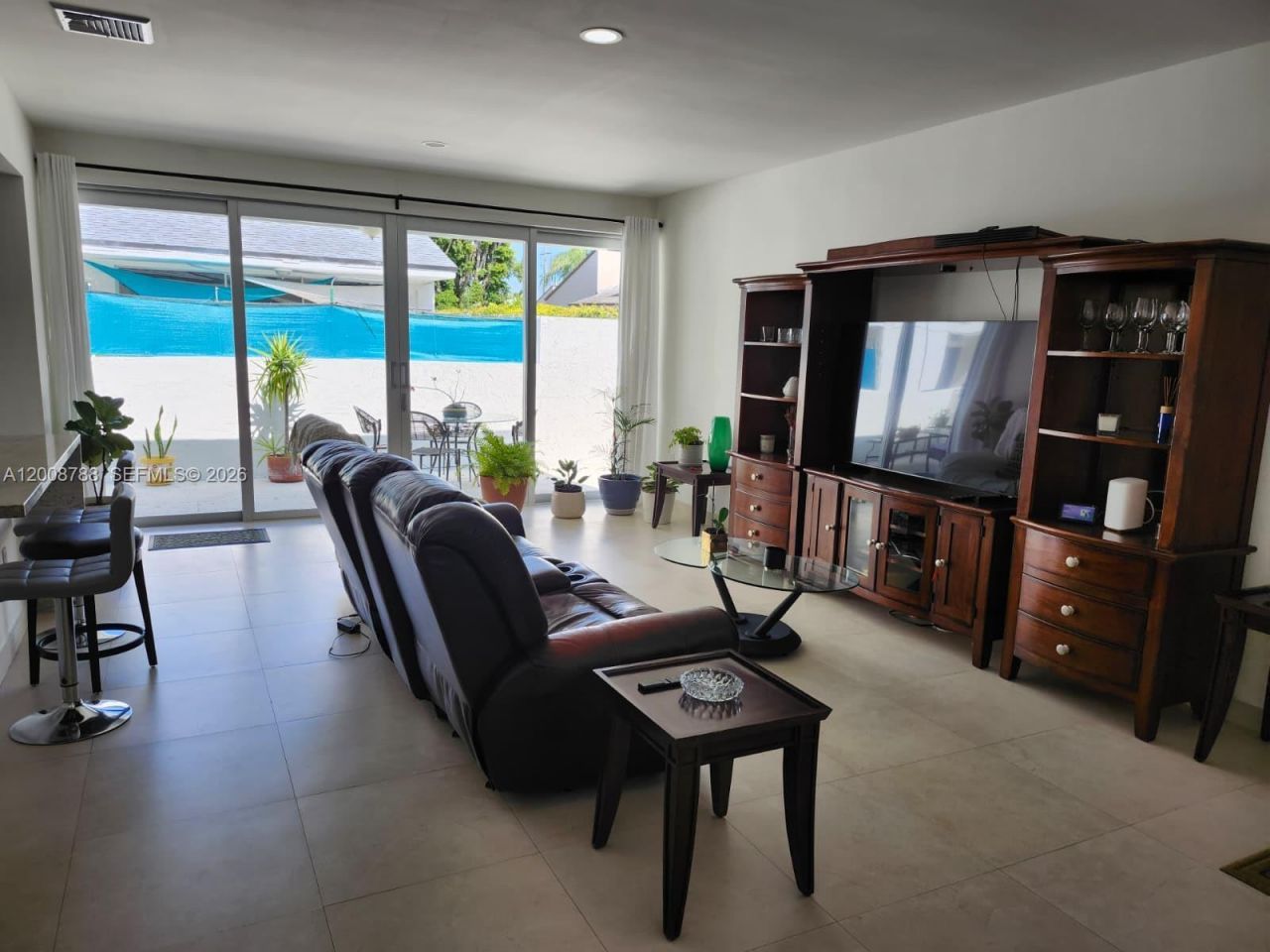 9195 Fontainebleau Blvd, Unit 6, Miami, FL 33172 Photo
