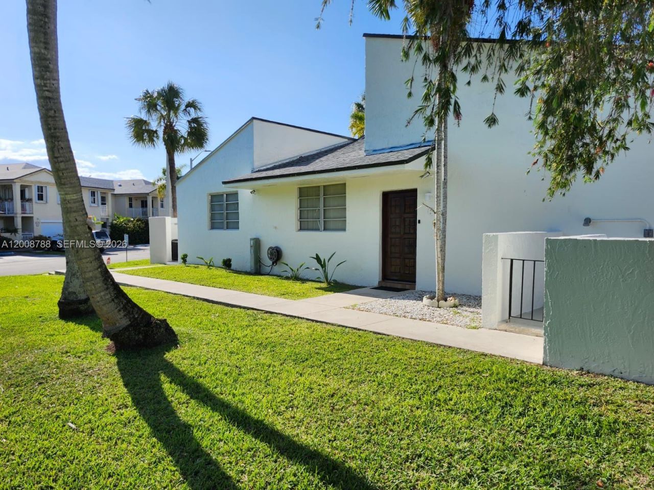9195 Fontainebleau Blvd, Unit 6, Miami, FL 33172 Photo