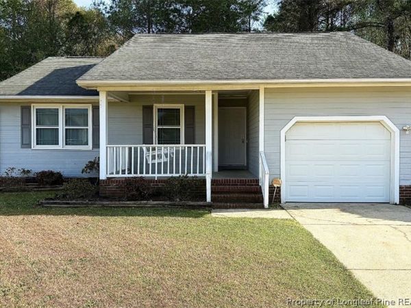 5595 Arapahoe Court, Fayetteville, NC 28304