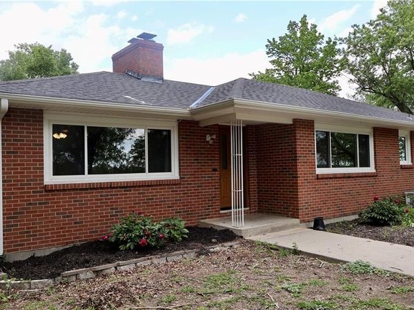 281 SW 200th Road, Centerview, MO 64019