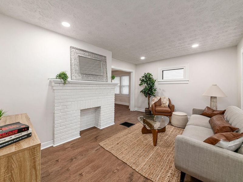 1627 E Weber Road, Columbus, OH 43211 Photo 4