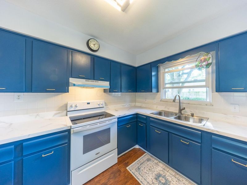 439 Baywood Place, Columbus, OH 43230 Photo 6