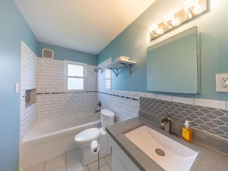 439 Baywood Place, Columbus, OH 43230 Photo 8