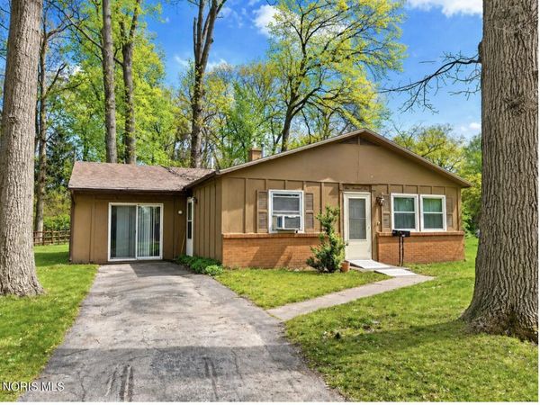 101 Abbotswood Drive , Toledo, OH 43615