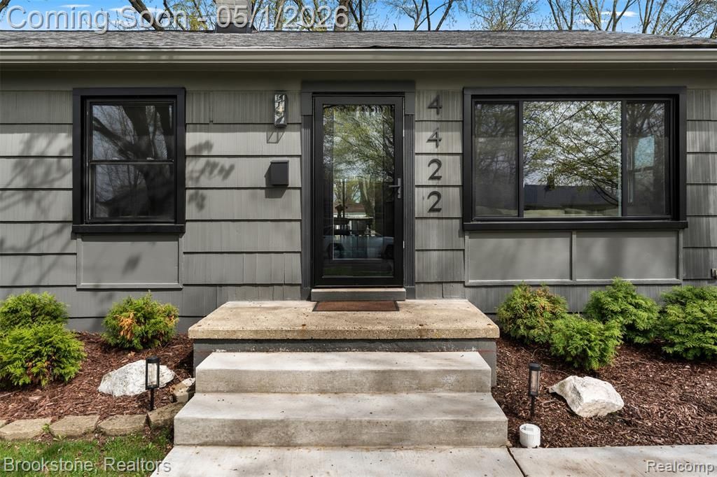 4422 Thorncroft Avenue, Royal Oak, MI 48073 Main Photo