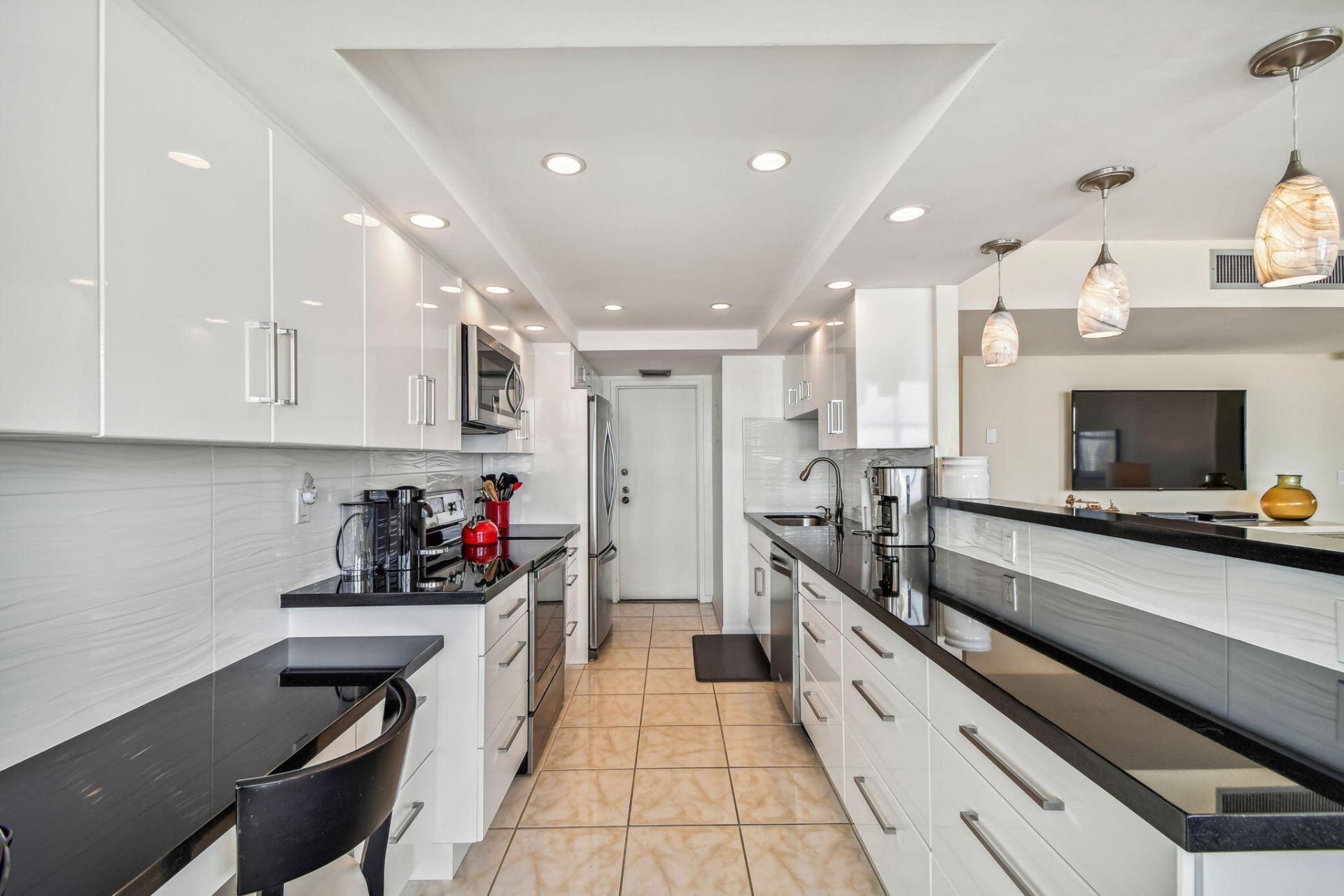 100 Golden Isles Drive, Hallandale Beach, FL 33009 Photo