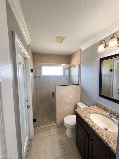 1031 NE 2nd Pl, Cape Coral, FL 33909 Photo